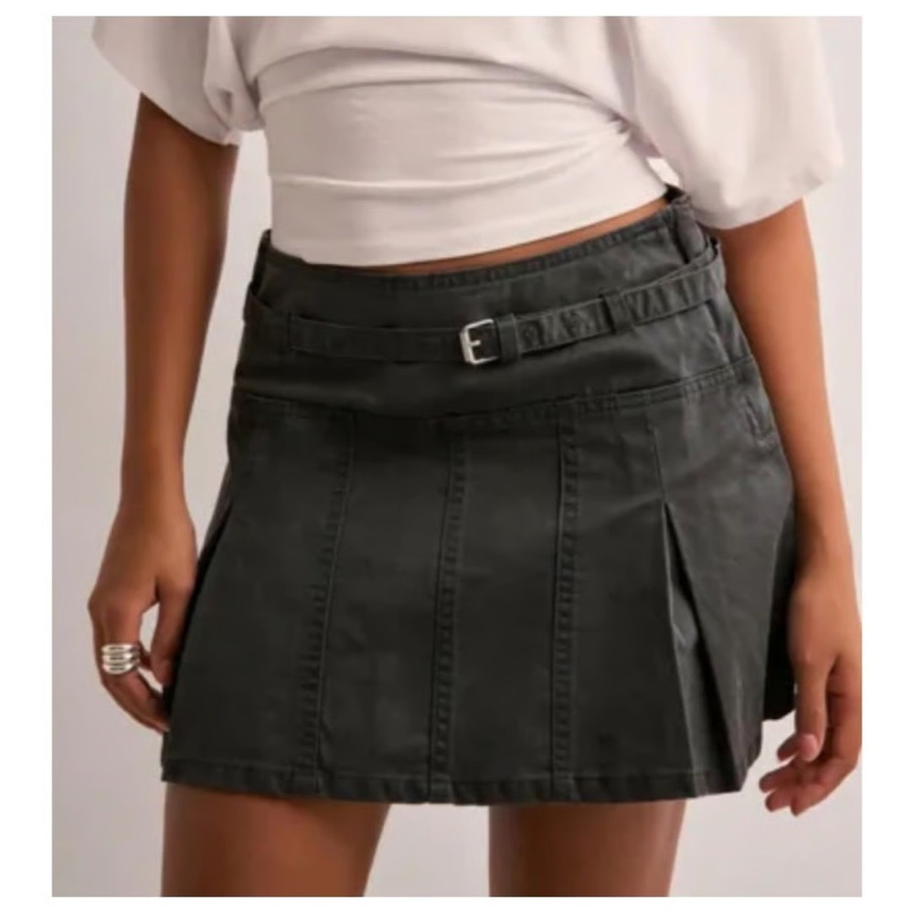 Zara Charcoal Mini Skirt with Belt